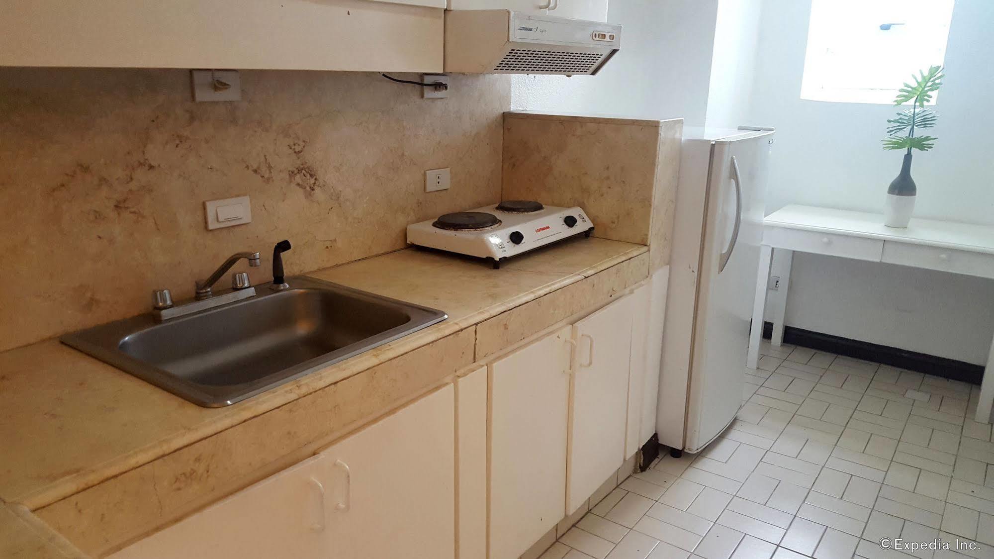 Mpt Suites Makati City Eksteriør bilde