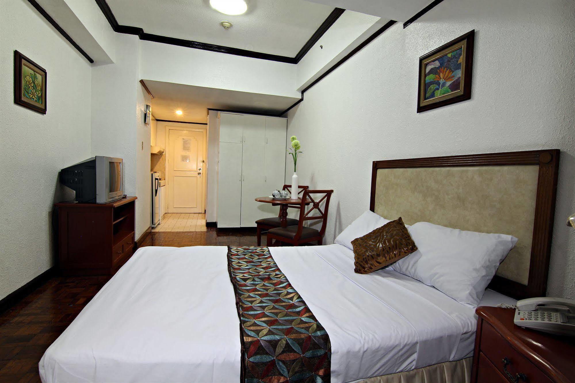 Mpt Suites Makati City Eksteriør bilde